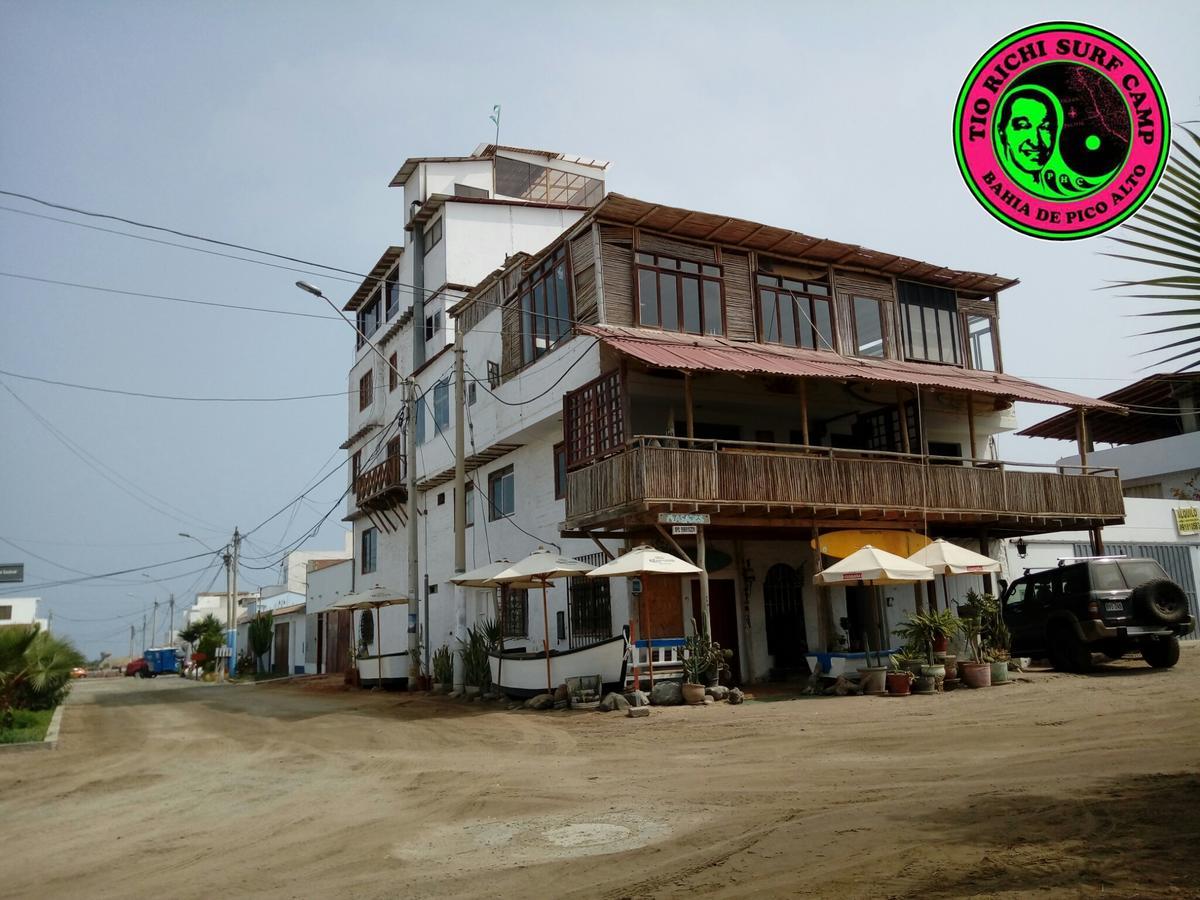 Tio Richi Surfcamp Hostel Punta Hermosa Bagian luar foto